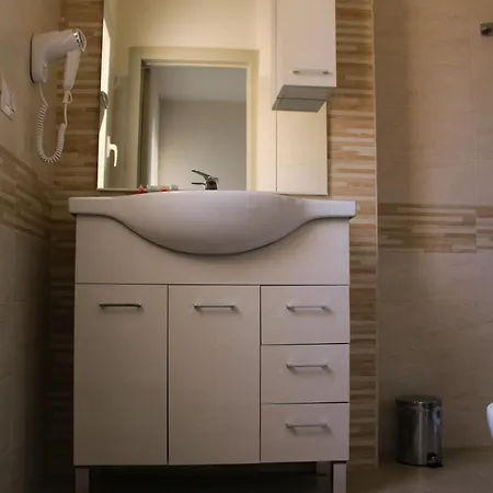La Bella Dimora Bed & Breakfast